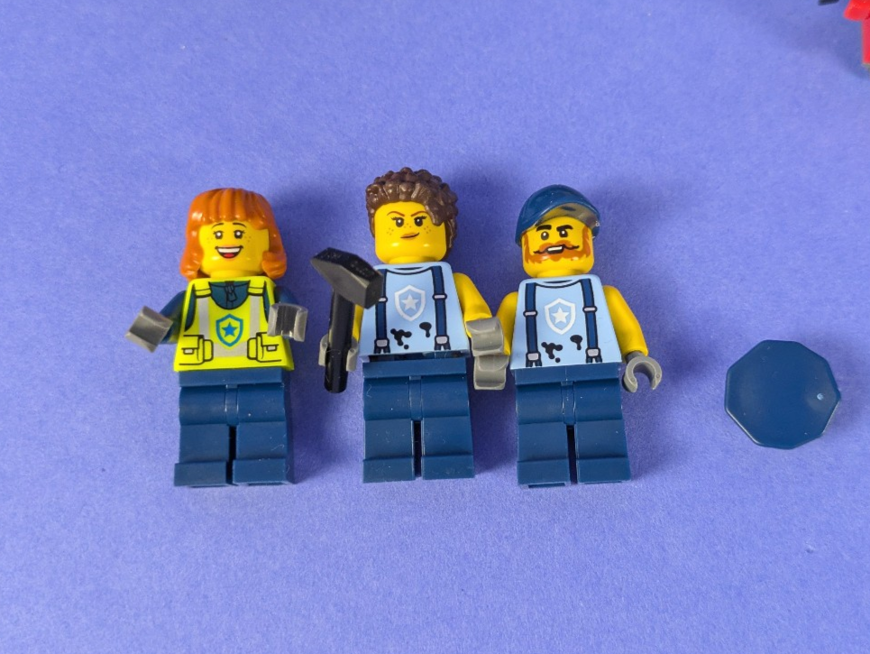 Lego Town: City: Police: Custom Police Garage Set 60457 Complete Set