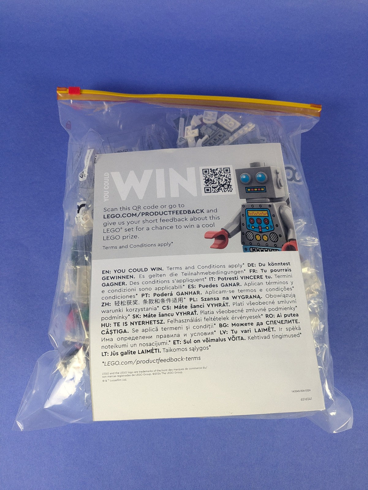 Lego Star Wars: Sculptures: R2-D2 Set 75379 Incomplete Set