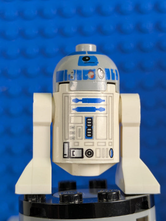 Lego Star Wars: Episode 4-6: R2-D2 - Astromech Droid sw0217a Set 75020