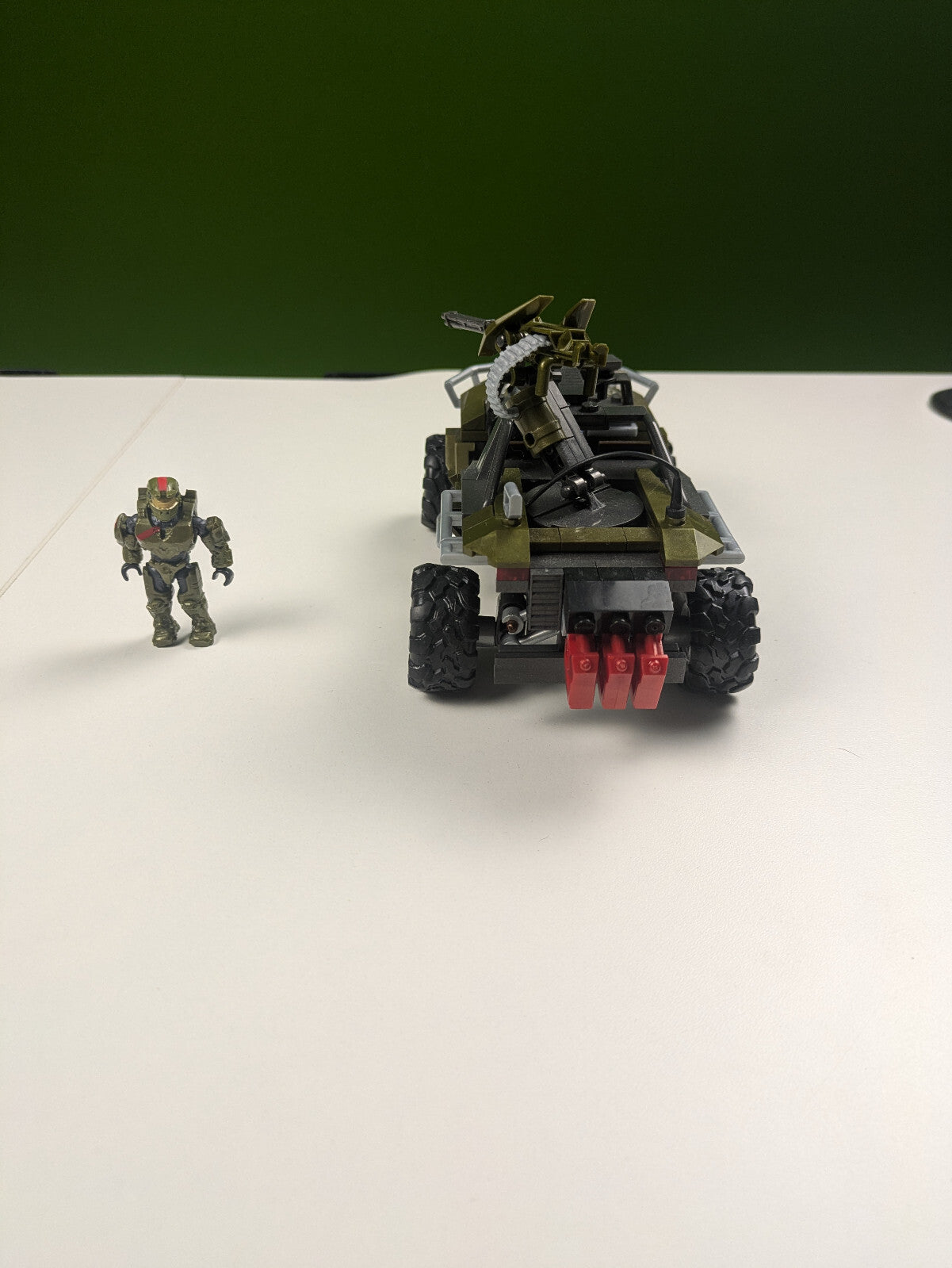 HALO Mega Bloks Construx Warthog Rally GNB25 (2020) - Master Chief & Warthog