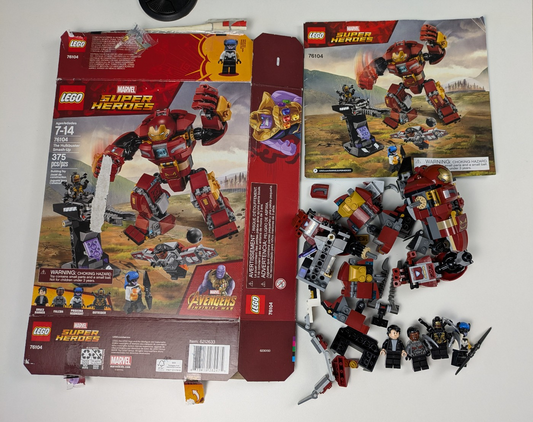 Lego Super Heroes: The Hulkbuster Smash-Up Set 76104 - Complete Set