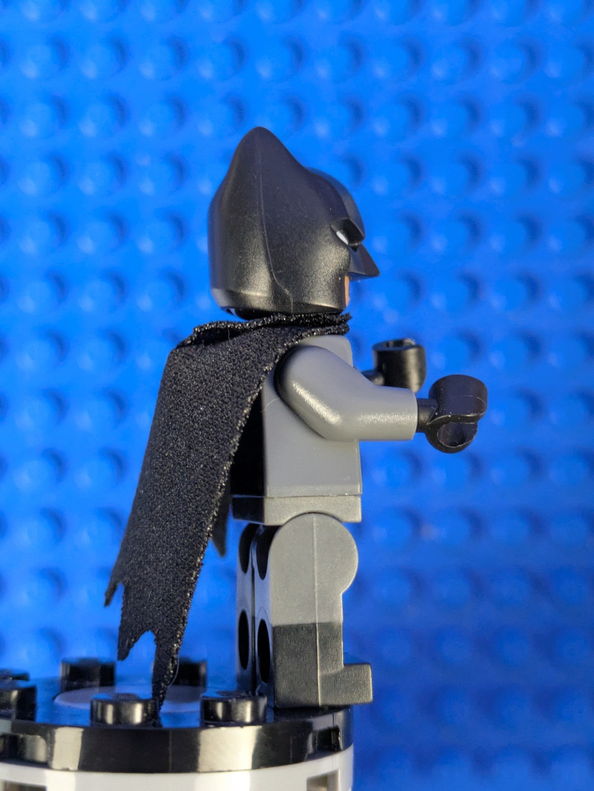 Lego Super Heroes: Batman - Dark Bluish Gray Suit sh0218 Set 76045