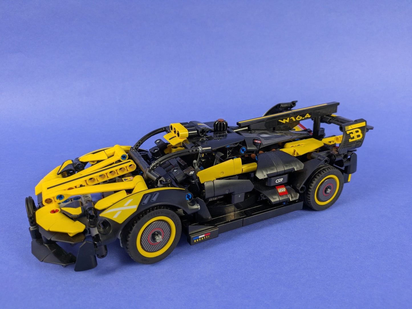 Lego Technic: Model: Race: Bugatti Bolide Set 42151 Complet Set