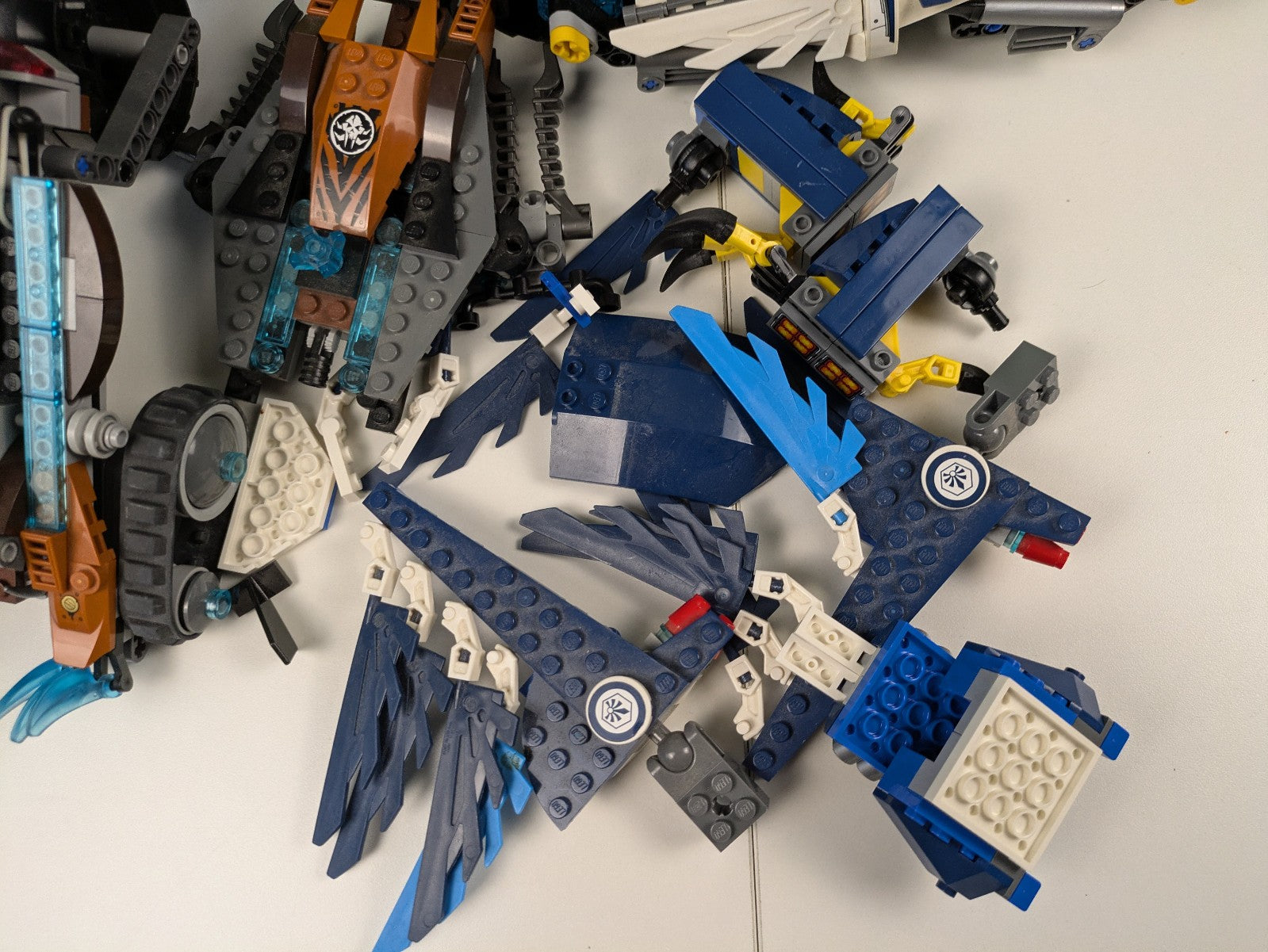Lego LEGENDS OF CHIMA: Bike, Eagle, Fire Temple Triple Set 70146, 70003, & 70007
