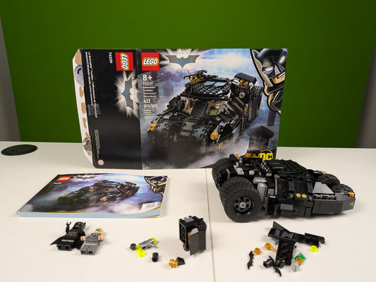 Lego Super Heroes: Batmobile Tumbler: Scarecrow Showdown Set 76239 Complete Set