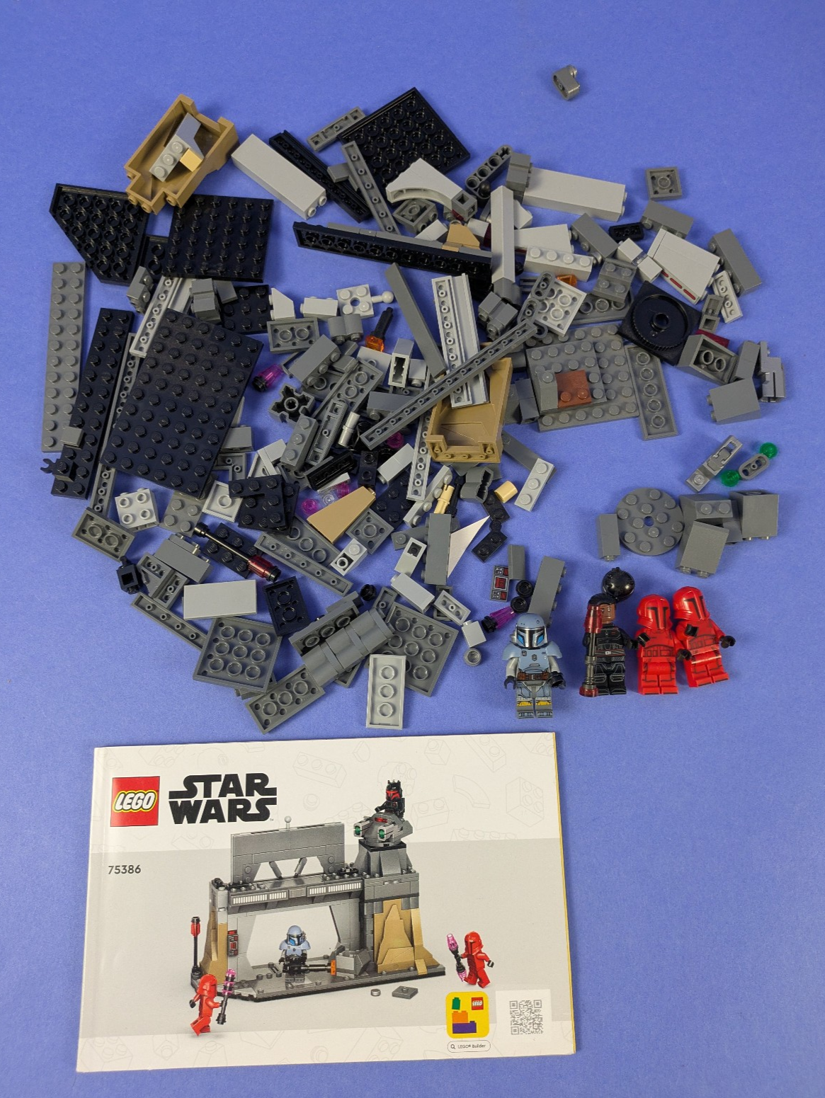 LEGO Star Wars Paz Vizsla and Moff Gideon Battle 75386 Complete Set Pre-Owned
