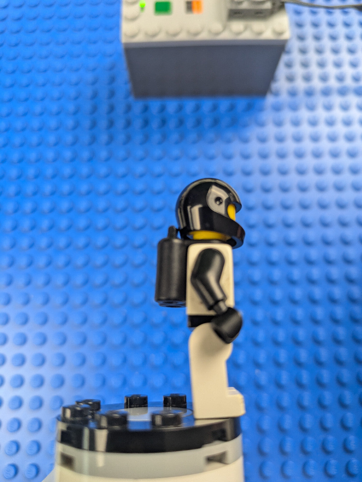 Lego Space: Blacktron II: Blacktron 2 sp002 Sets 6988, 1887