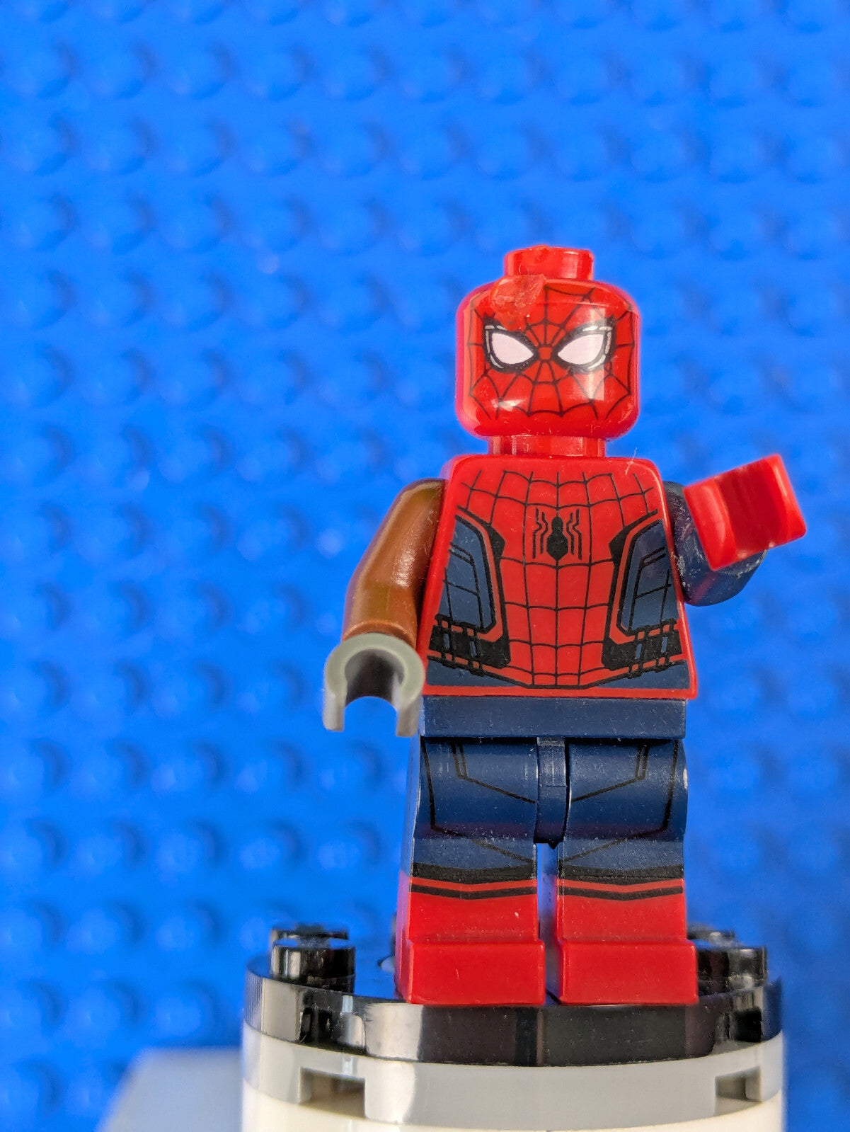 Lego Super Heroes: Spider-Man Homecoming: Spider-Man sh0420 Set 76083