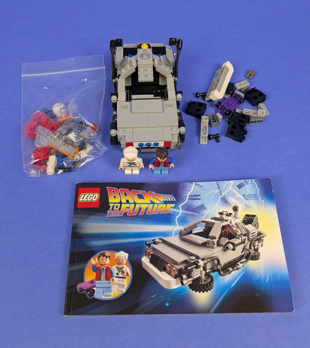 Lego LEGO Ideas (CUUSOO): The DeLorean Time Machine Set 21103 - Complete Set