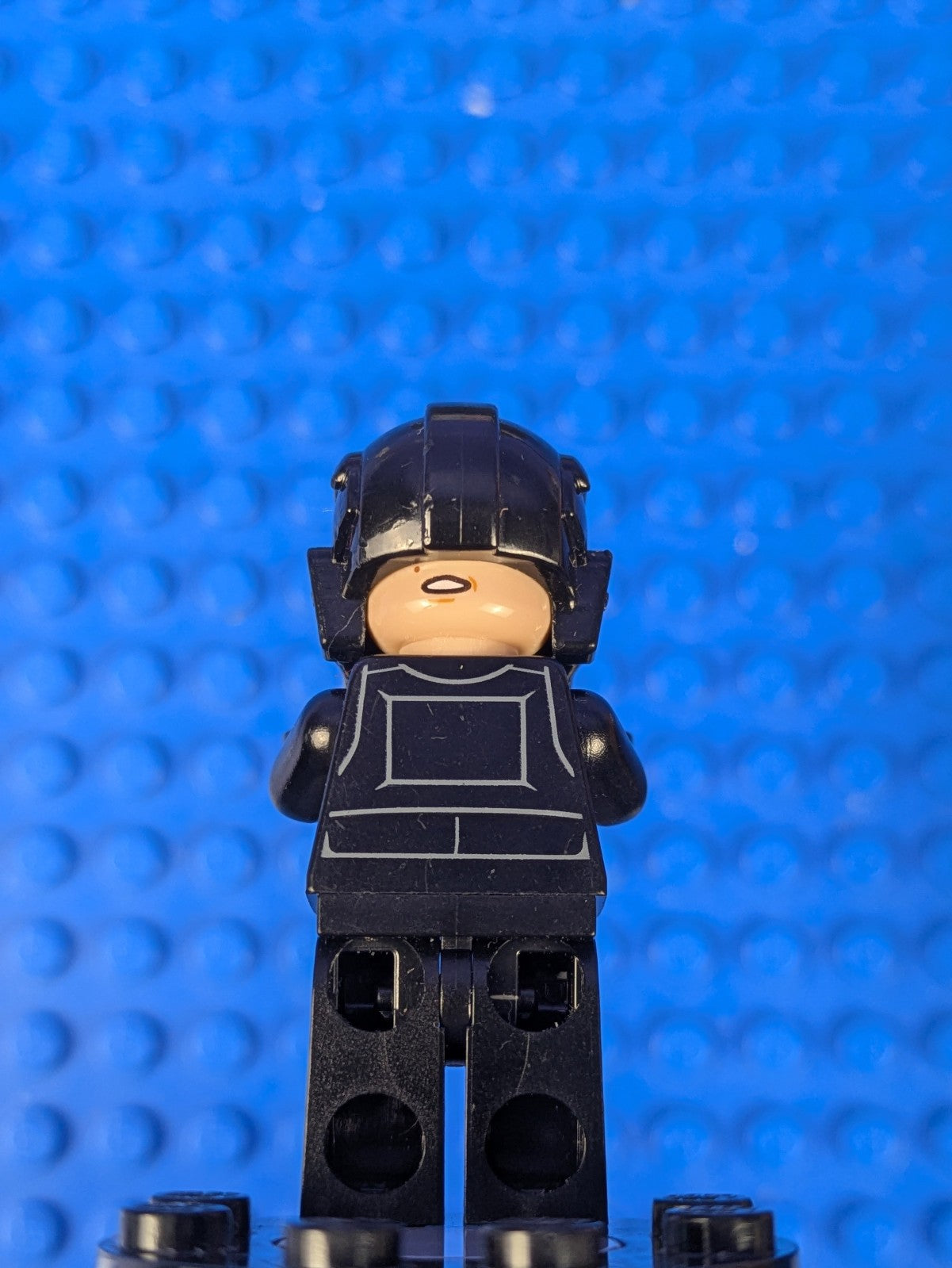 Lego Star Wars: Episode 4-6: Imperial TIE Fighter Pilot sw1138 Set 75300