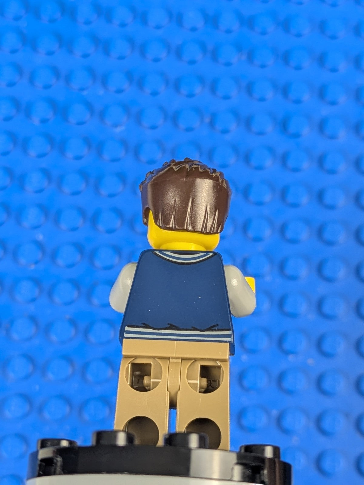 Lego Town: Male Driver with Dark Blue Jacket twn396 Set 40409