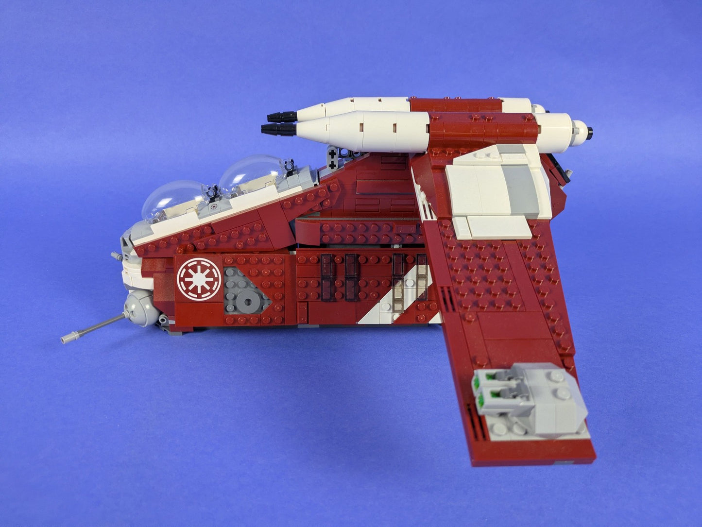 Lego Star Wars: The Clone Wars: Coruscant Guard Gunship Set 75354