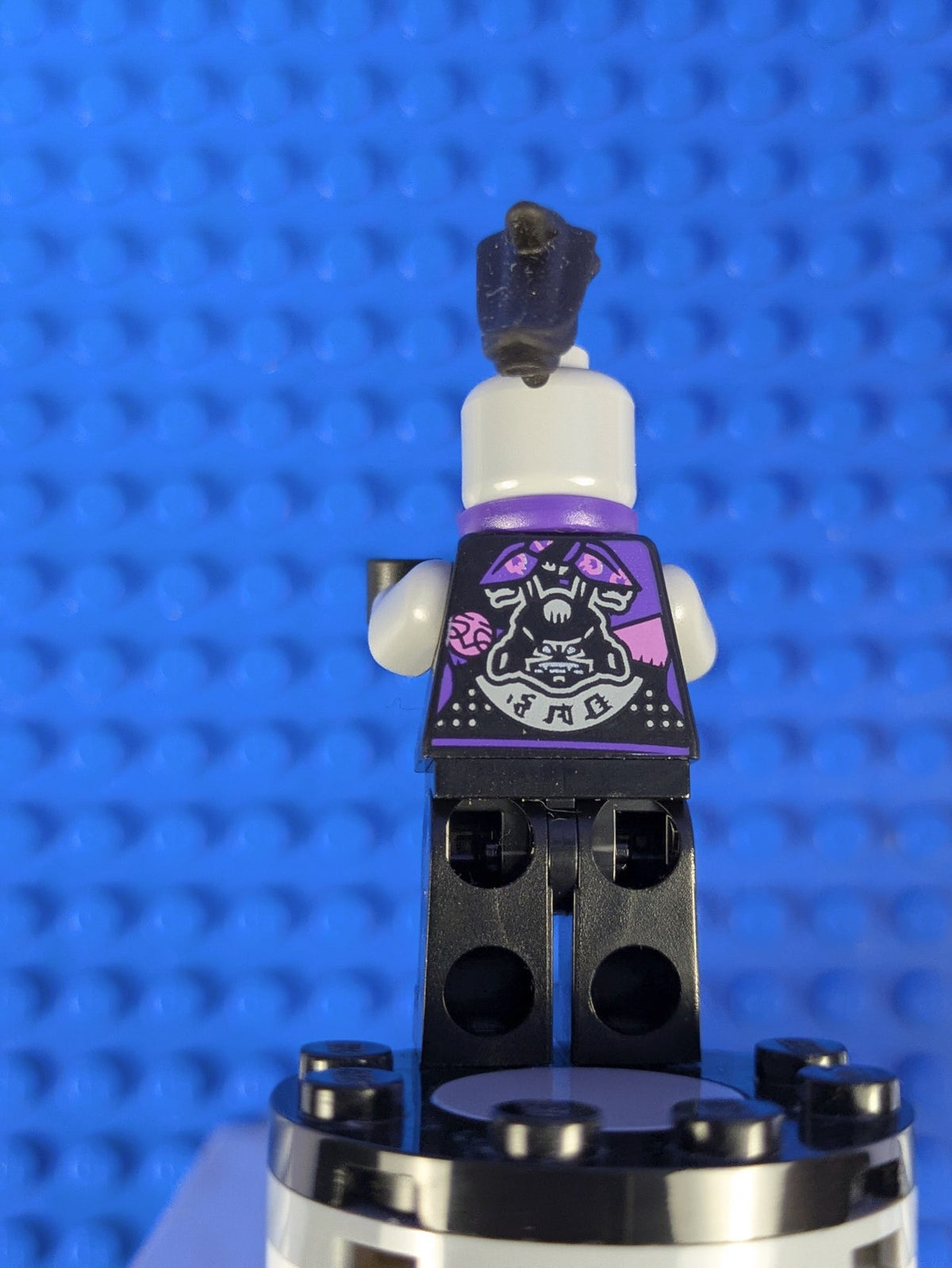 Lego NINJAGO: Sons of Garmadon: Ultra Violet njo0400  w/ Helmet Set 70640