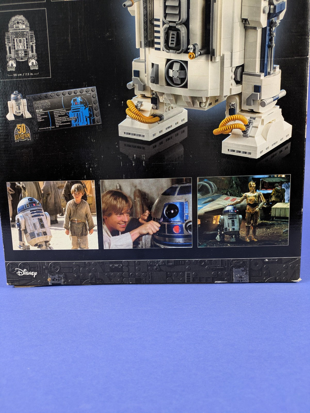 Lego Star Wars: Sculptures: R2-D2 Set 75308 BRAND NEW