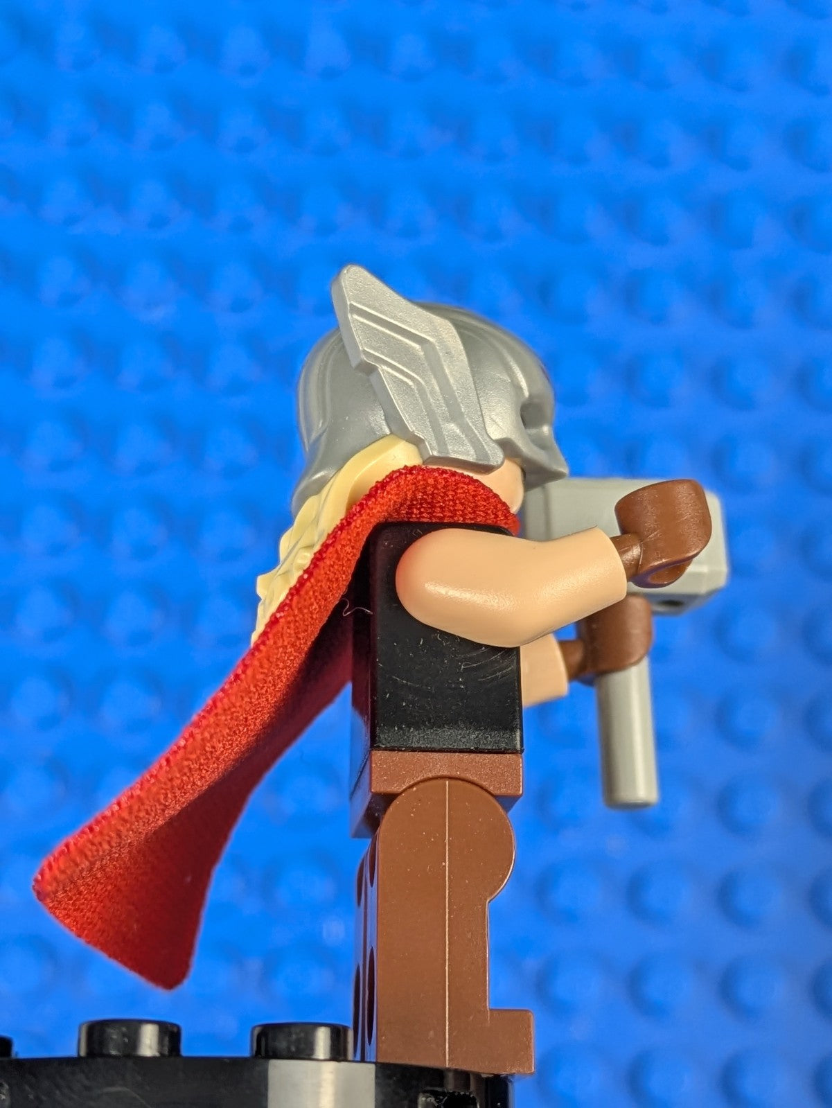 Lego Super Heroes: Thor Love and Thunder: Mighty Thor sh0815 Set 76208