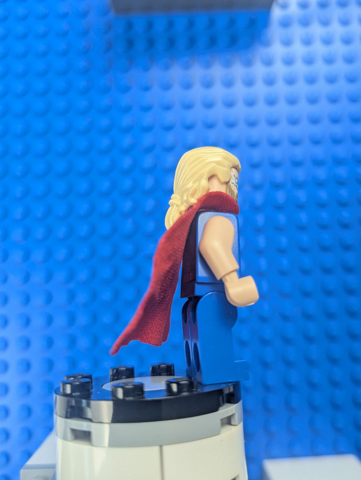 Lego Super Heroes: Thor Love and Thunder: Thor - Blue Suit sh0811 Set 76208