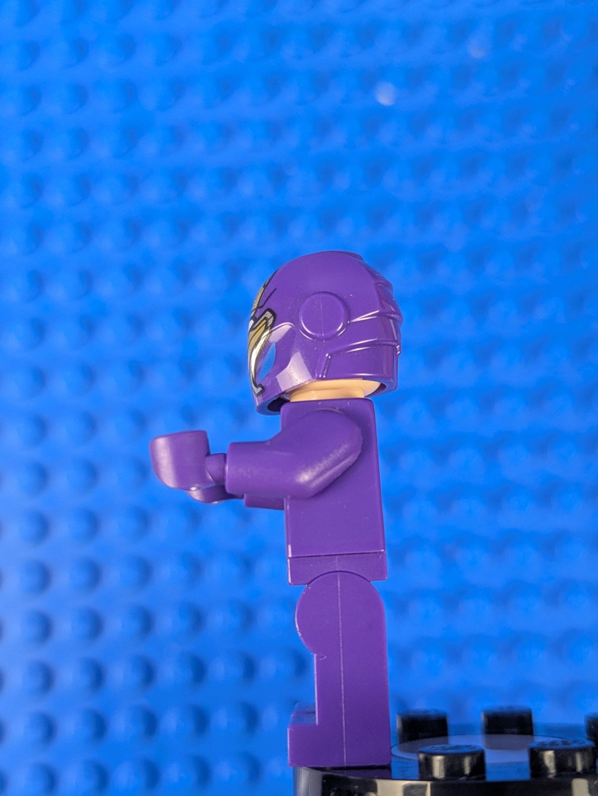 Lego Super Heroes: Rescue (Pepper Potts) - Dark Purple Armor sh0610 Set 76144
