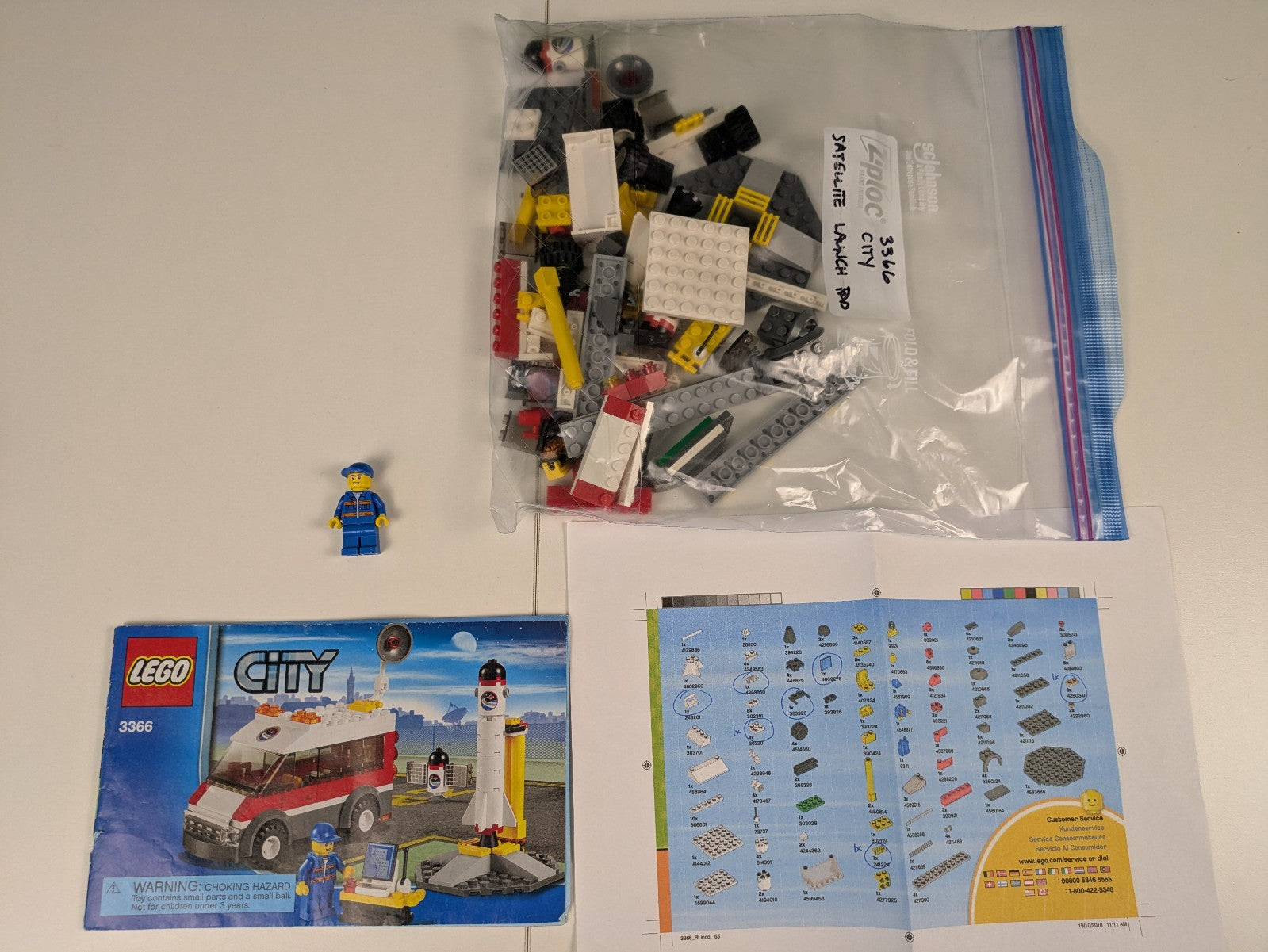 Lego Town: City: Satellite Launch Pad Set 3366 - Incomplete Set