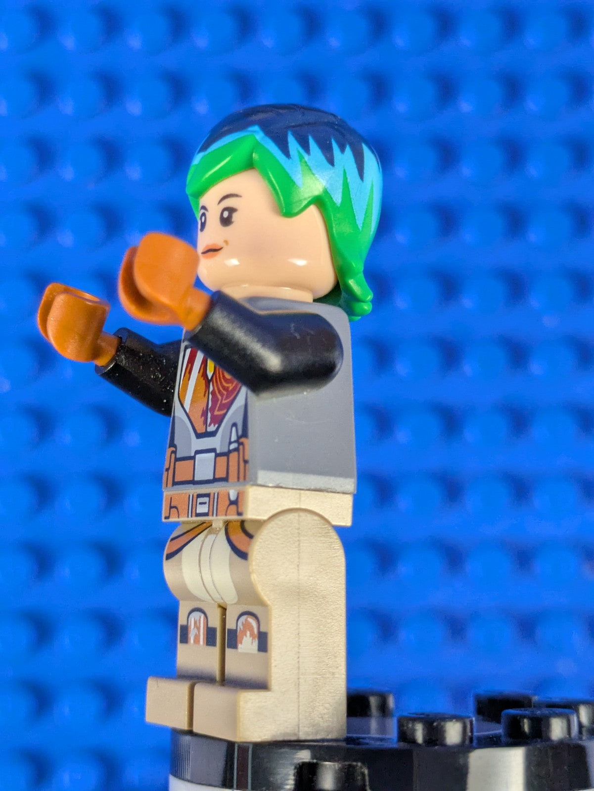 Lego Star Wars: Sabine Wren - Bright Green and Dark Blue Hair sw0742 Set 75150