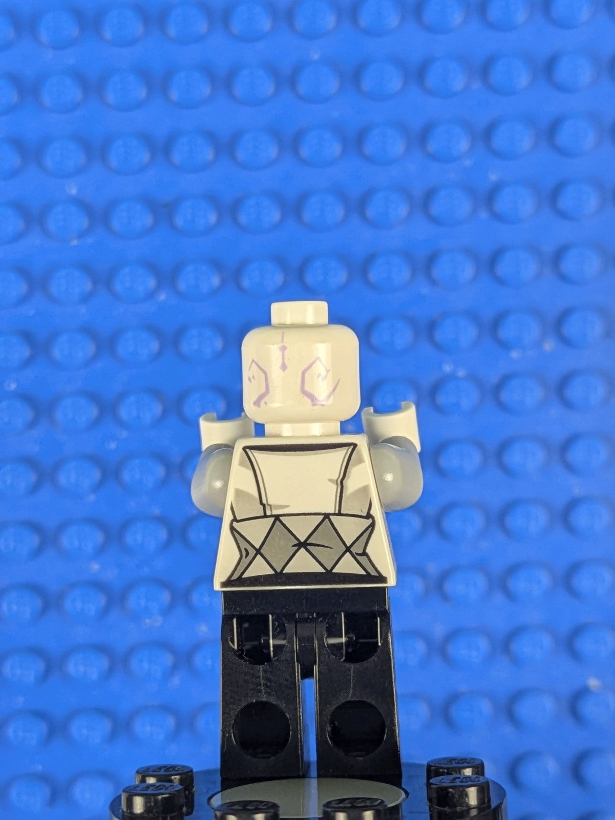 Lego Star Wars: Asajj Ventress - White Torso sw0615 Set 75087