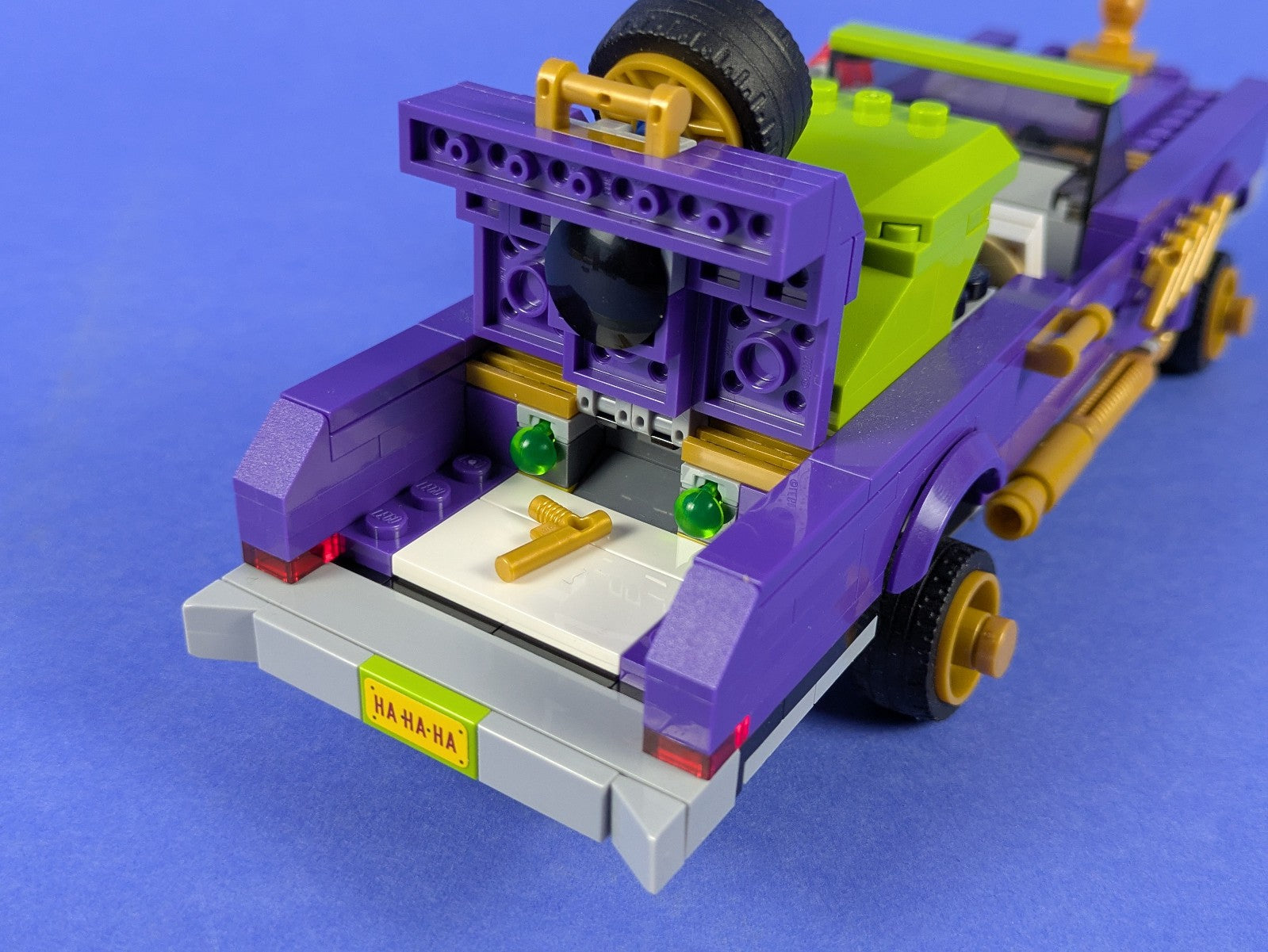 Lego Super Heroes: The Joker Notorious Lowrider Set 70906 Complete Set