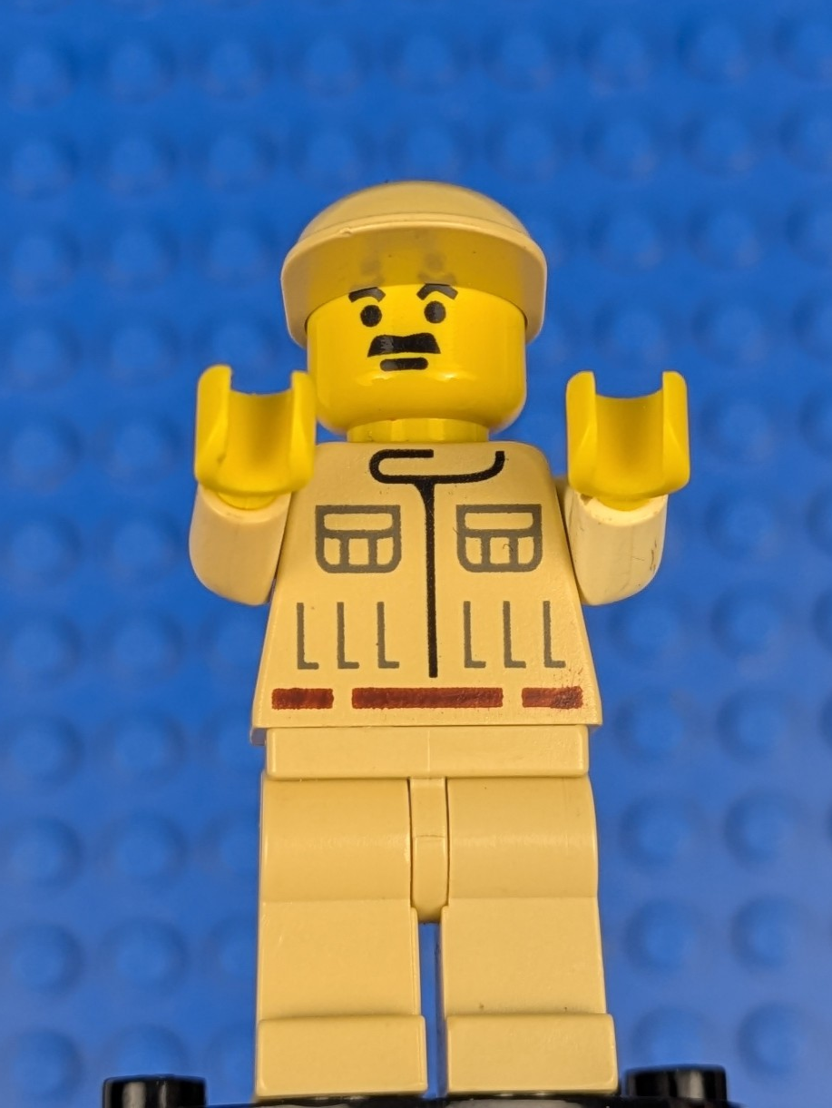 Lego Star Wars: Episode 4-6: Rebel Engineer sw0030 Set 7134