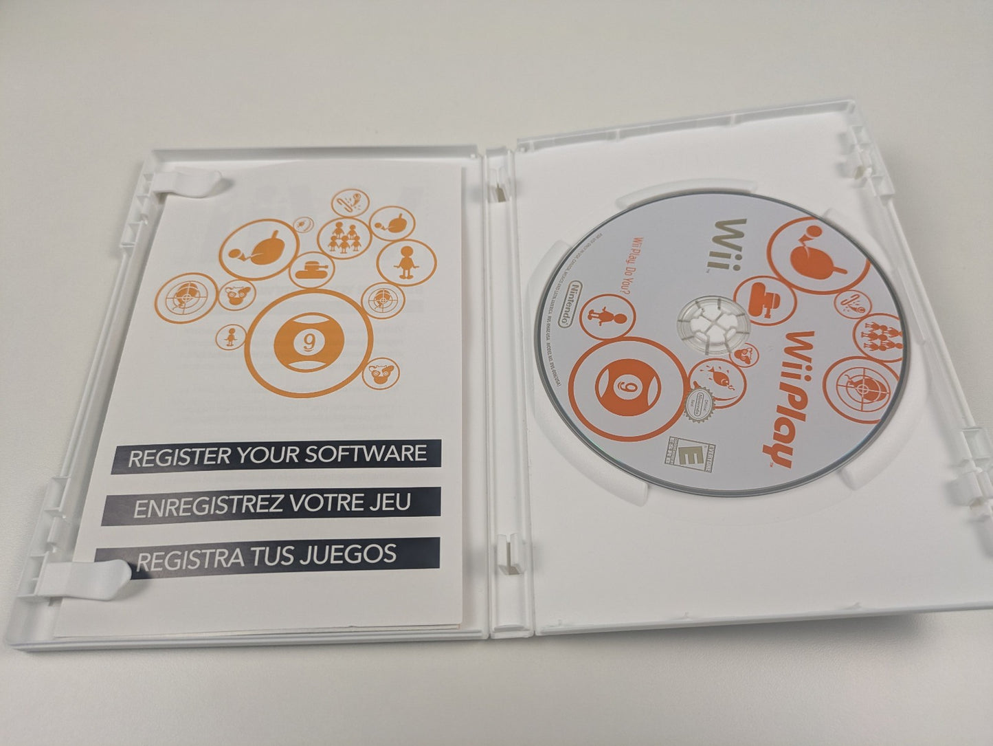 Wii Play (Nintendo Wii, 2006) CIB