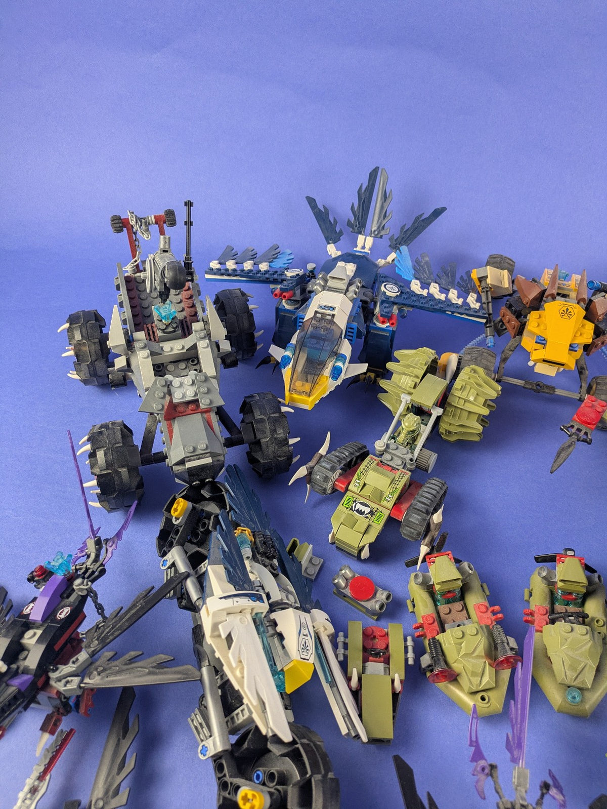 LEGO LEGENDS OF CHIMA Bundle Deal More Than 10 Sets Pre-Owned