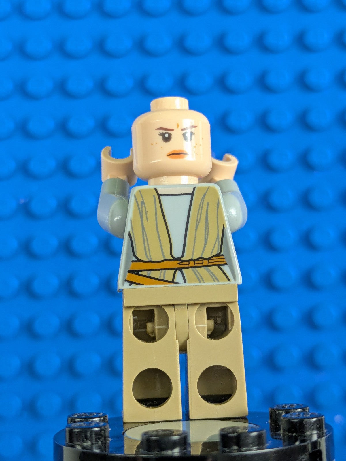 Lego Star Wars: Episode 7: Rey - Dark Tan Tied Robe sw0677 Set 75105