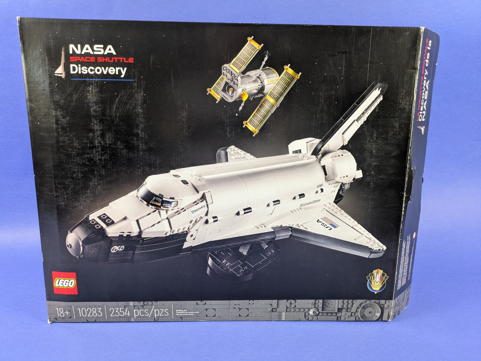 Lego Creator: Creator Expert: NASA Space Shuttle Discovery Set 10283 BRAND NEW