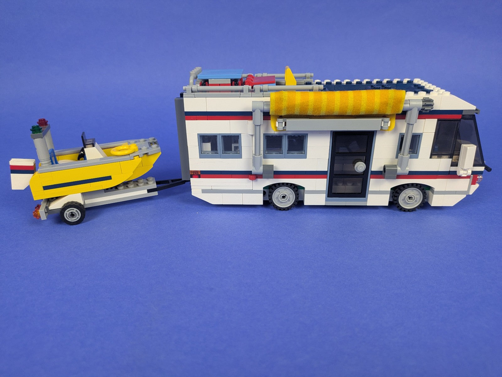 Lego Creator: Model: Recreation: Vacation Getaways Set 31052 - w/ Instructions
