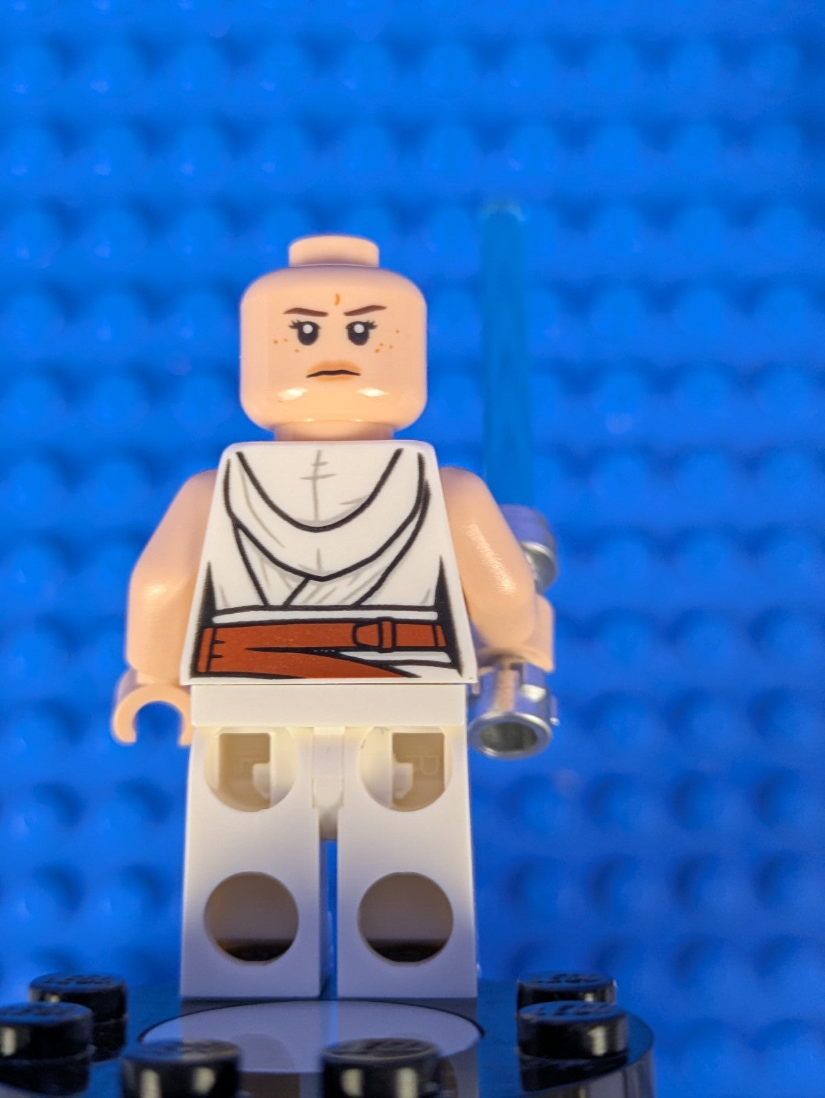 Lego Star Wars: Episode 9: Rey - White Tied Robe sw1054 Sets 75250, 75284