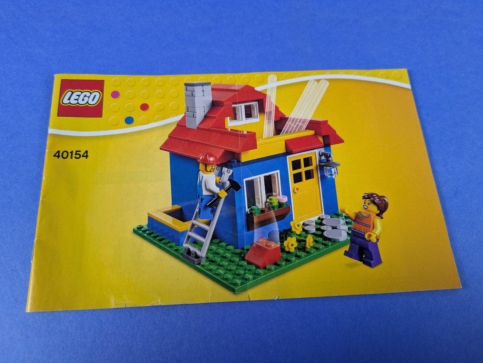 Lego LEGO Brand: LEGO Brand Store: Pencil Pot Set 40154 Incomplete Set
