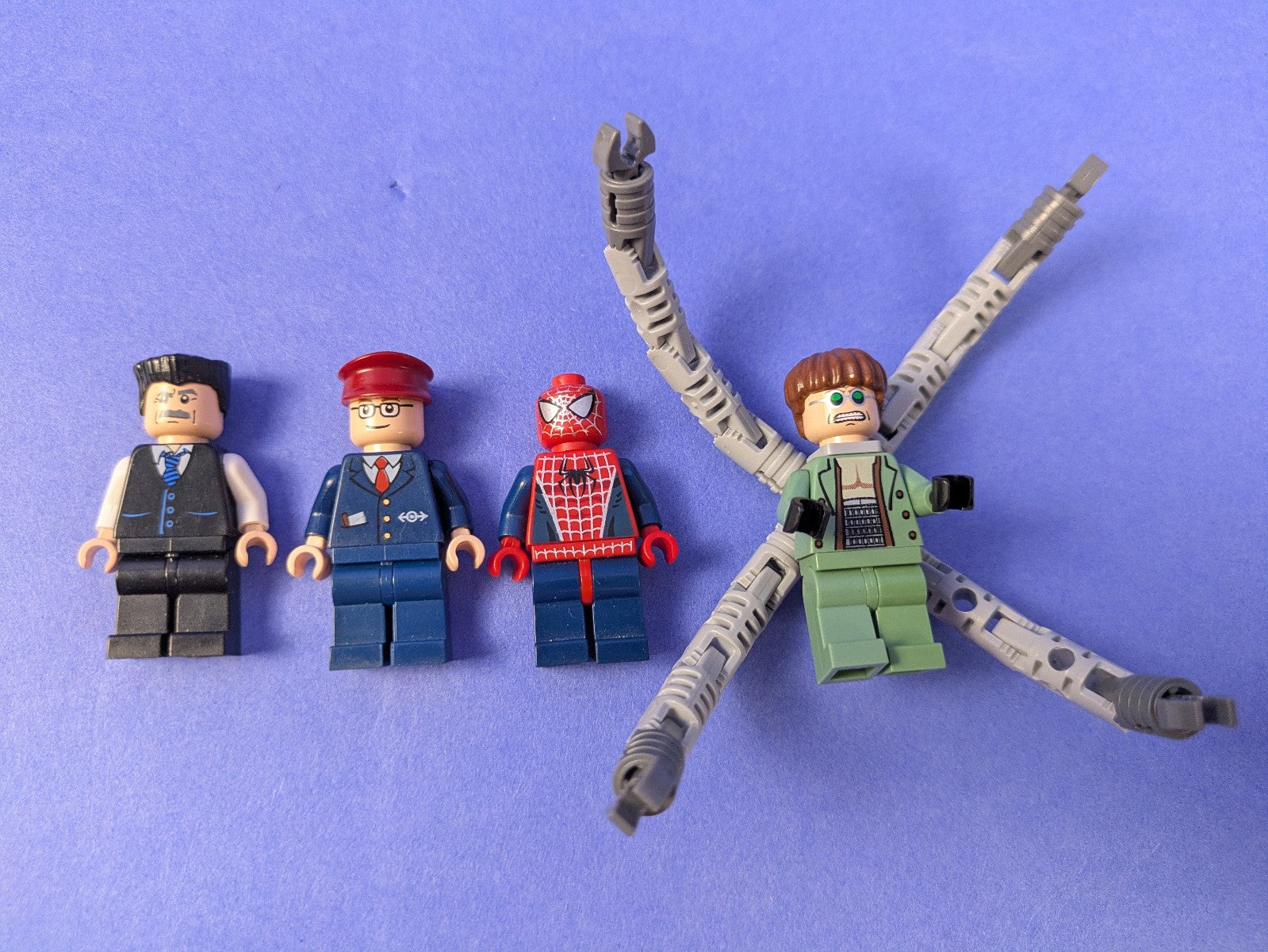 LEGO Spider-Man Spider-Man's Train Rescue 4855 Complete Set Pre-Owned