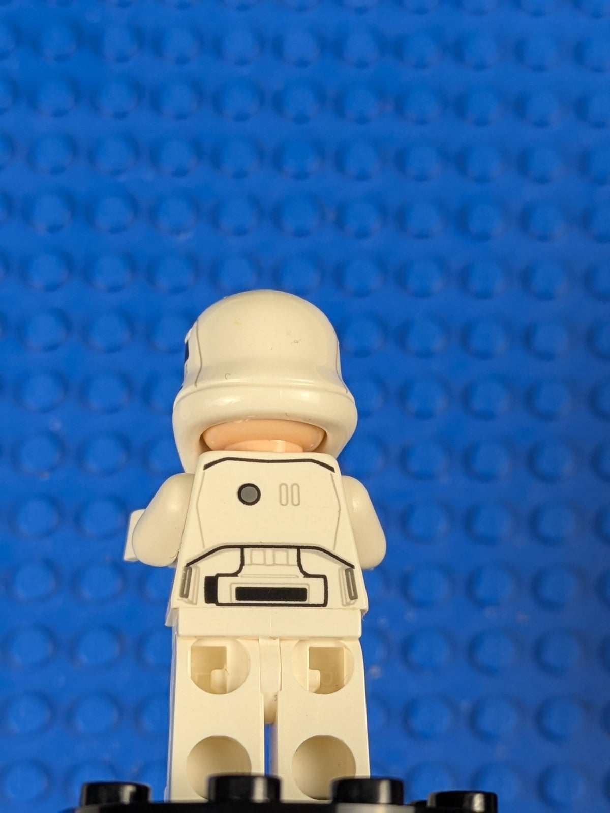 Lego Star Wars: First Order Stormtrooper - Rounded Mouth sw0667 Set 75103