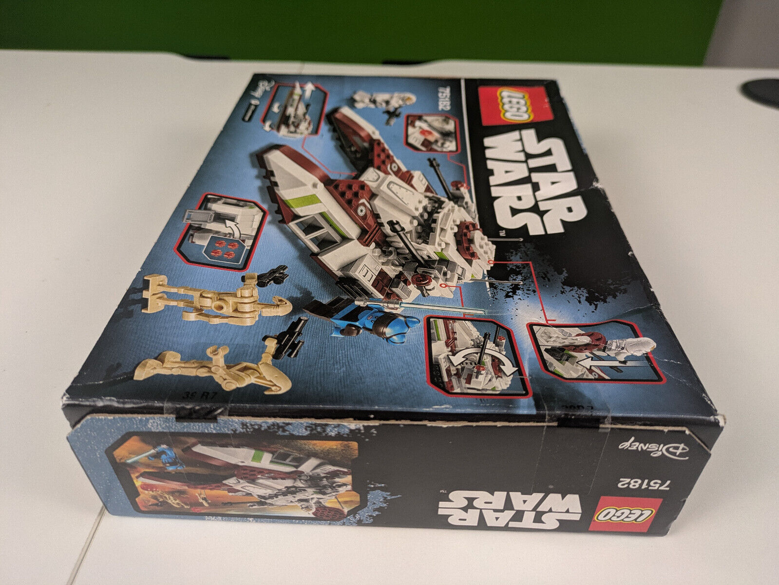 Lego Star Wars: Republic Fighter Tank Set 75182 - BRAND NEW!