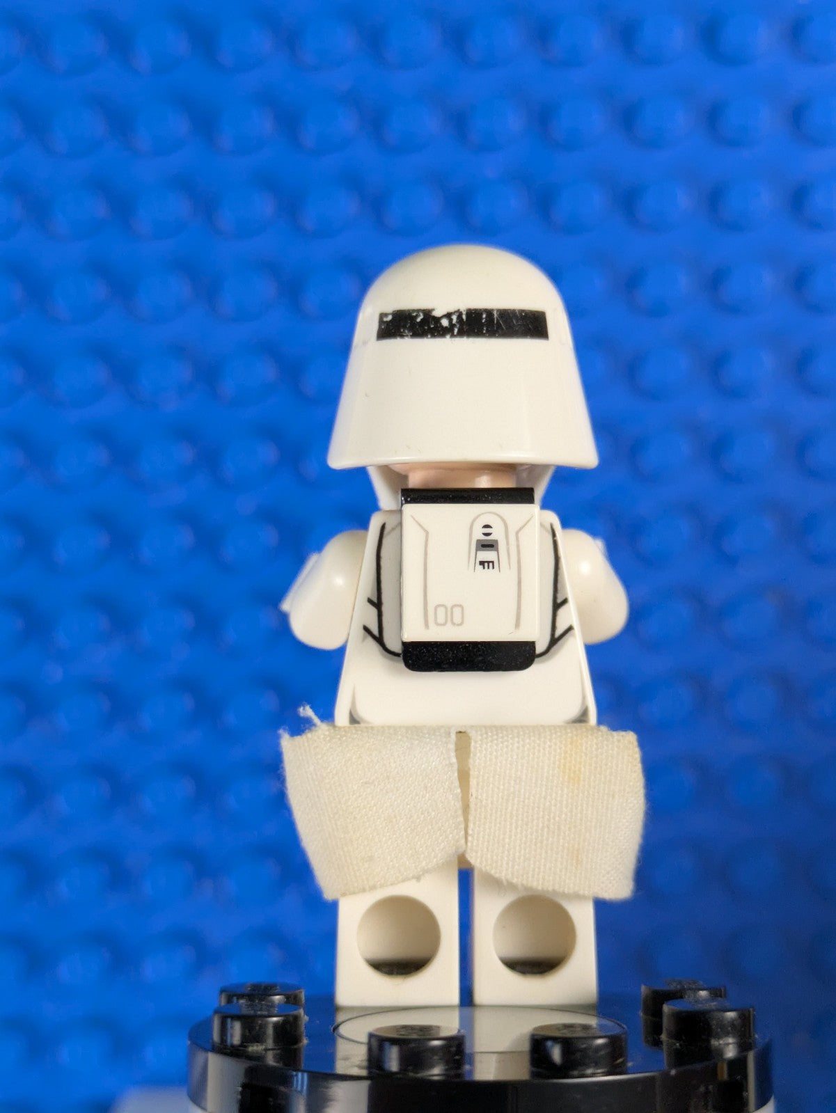 Lego Star Wars: First Order Snowtrooper with Kama sw0657 Set 75100