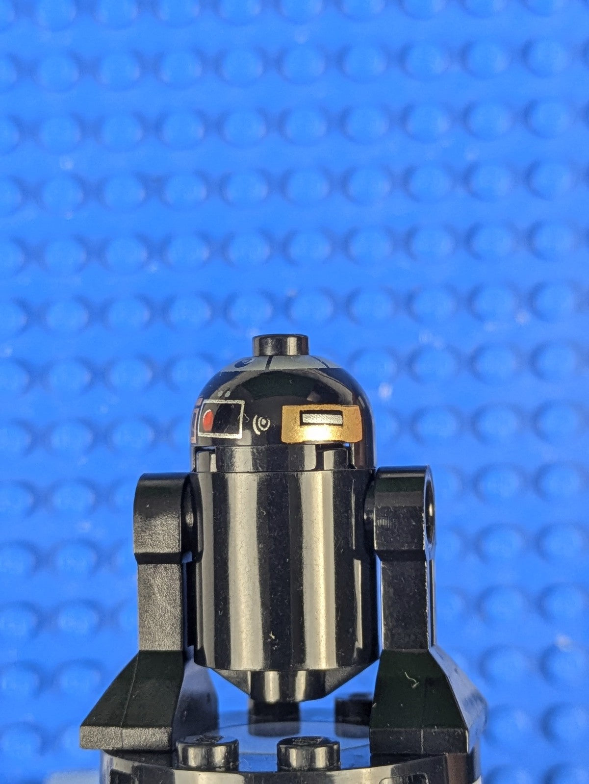 Lego Star Wars: Astromech Droid, R2-Q5 sw0213 Sets 7958, 10188