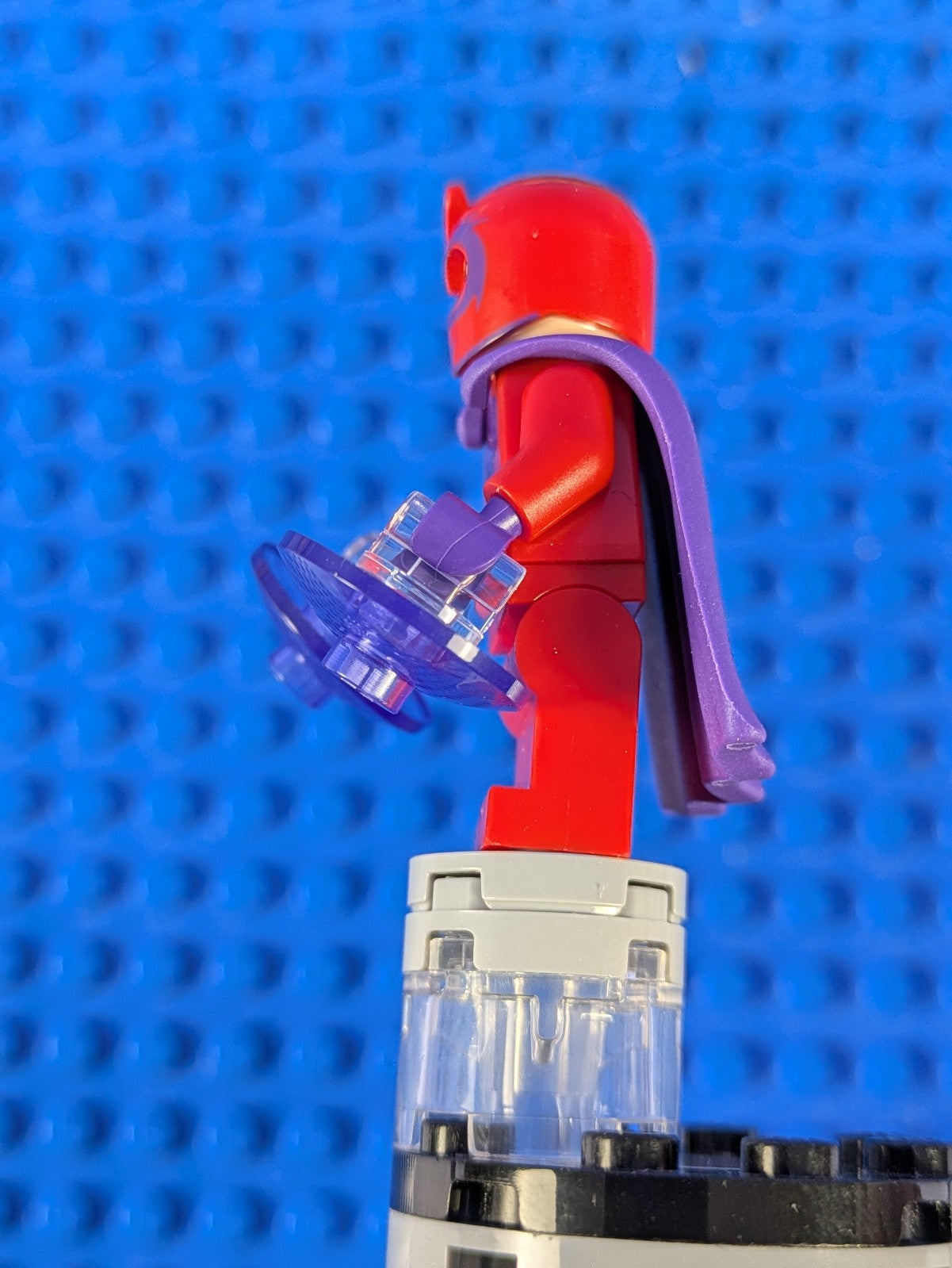 Lego Super Heroes: X-Men: Magneto - Red Outfit sh0997 Set 76294