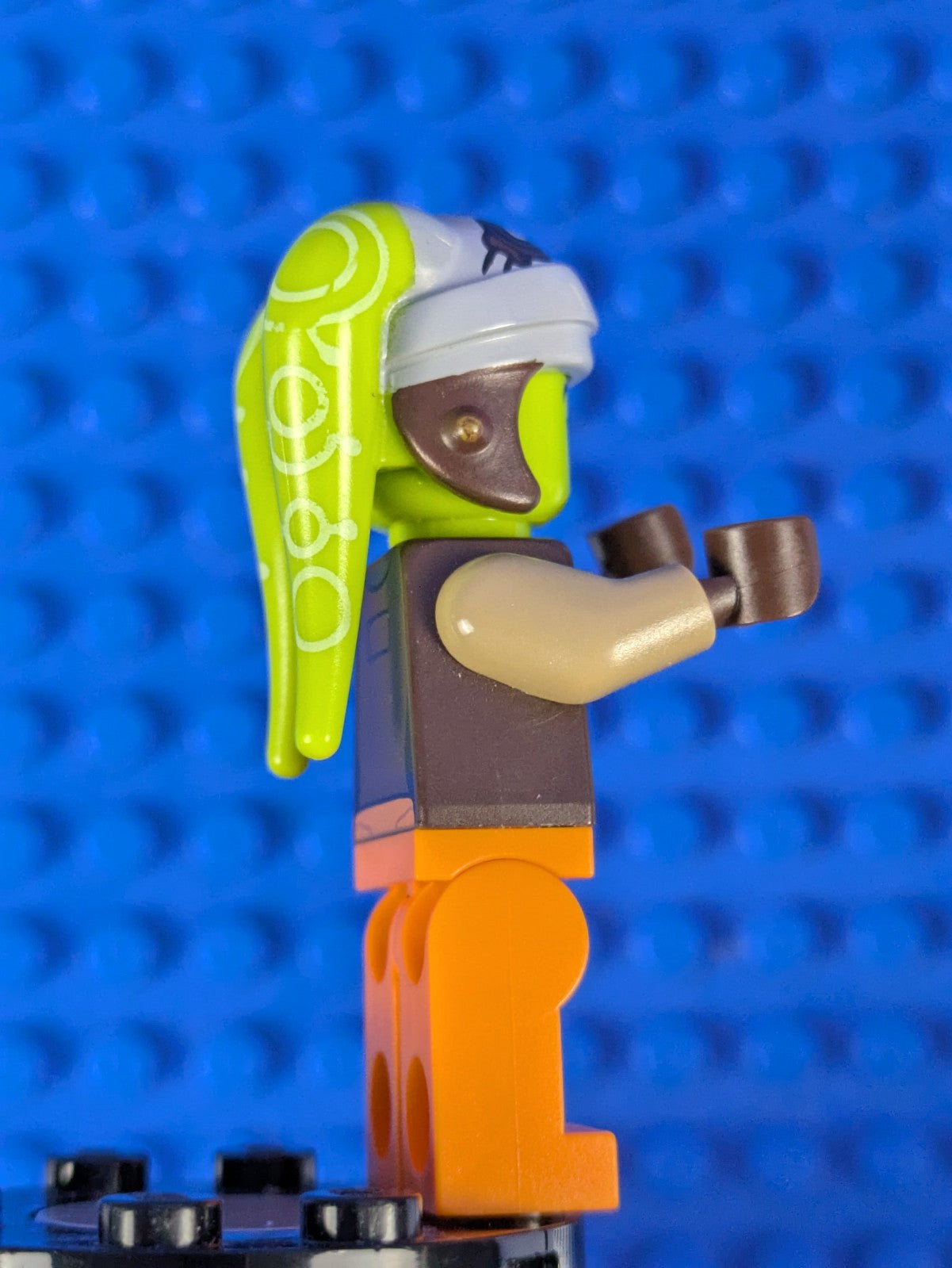 Lego Star Wars: Hera Syndulla - Dark Tan Arms sw0576 Sets 75053, 75127