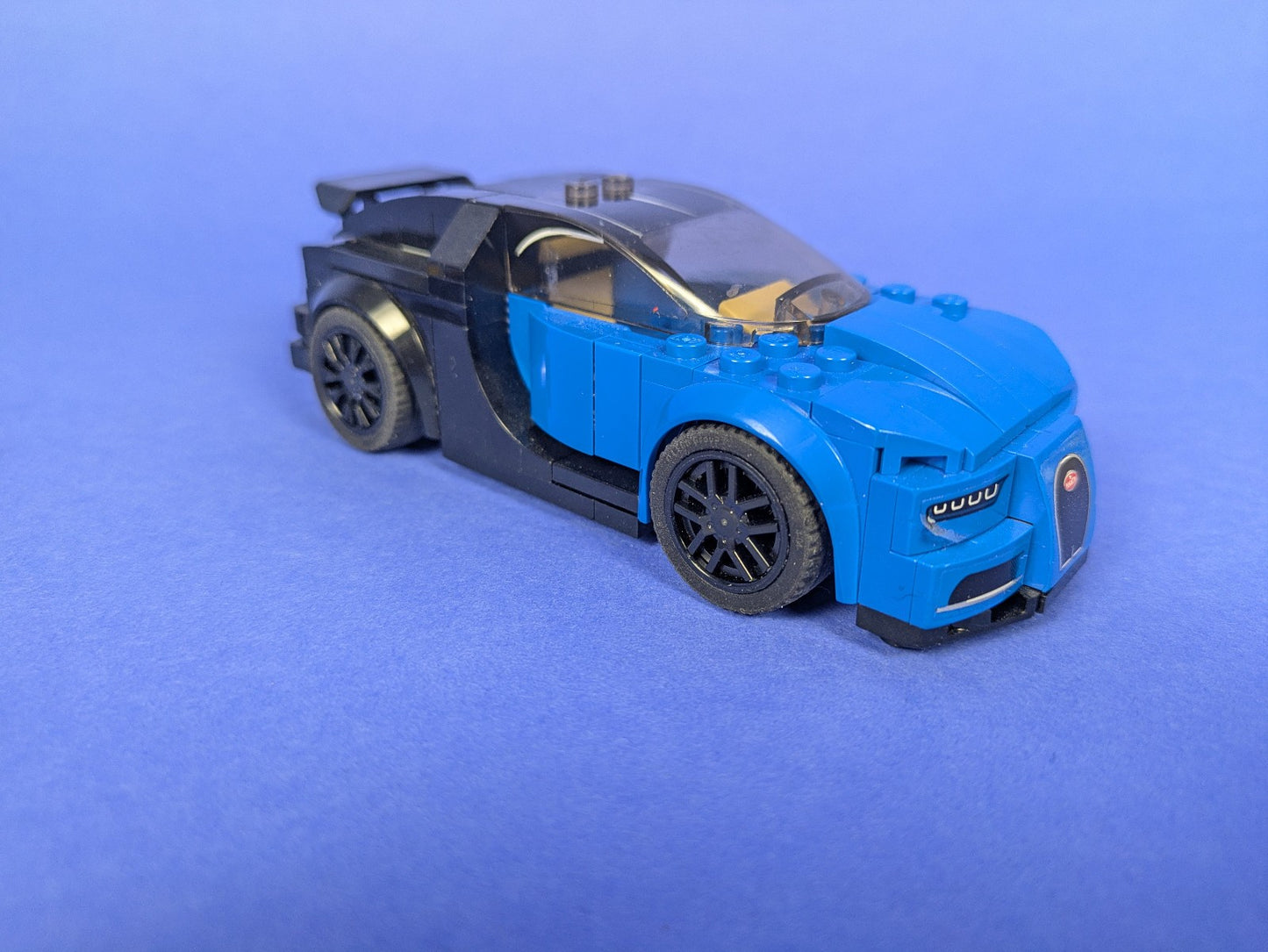 Lego SPEED CHAMPIONS: Bugatti Chiron 75878 - Incomplete Set