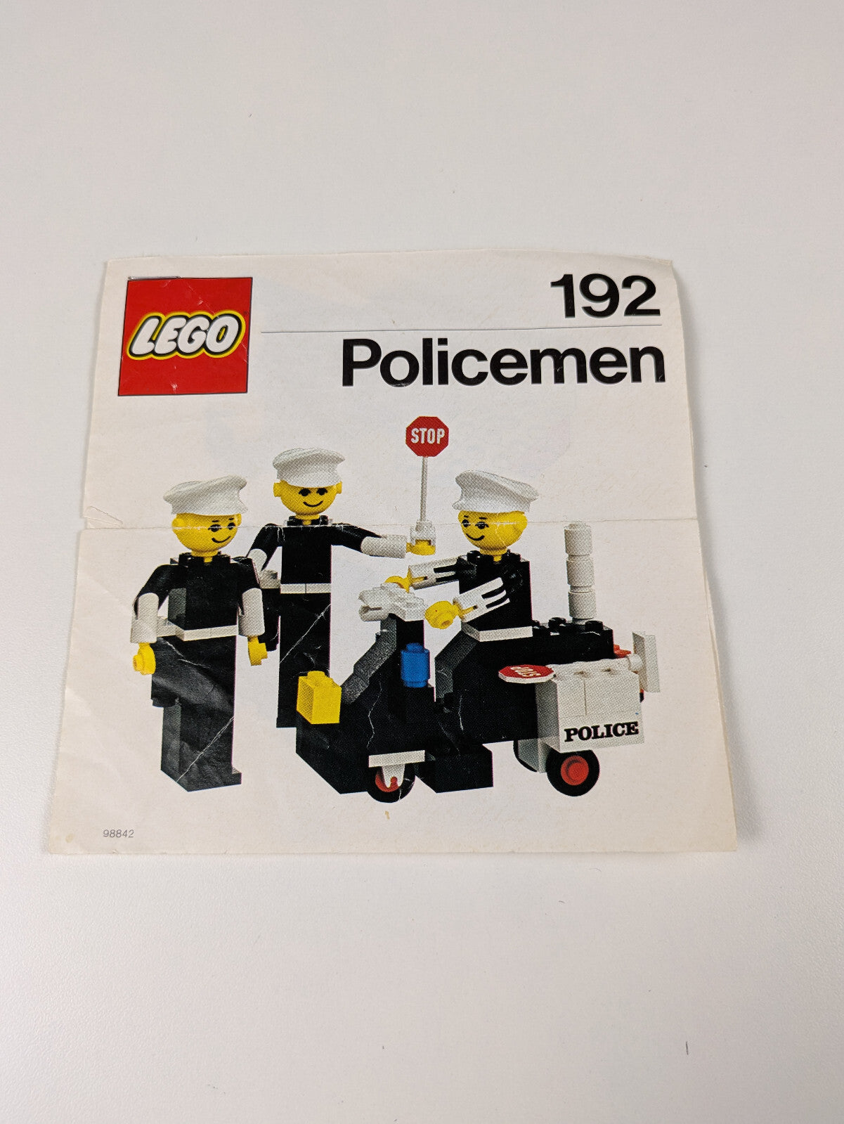 Lego Building Set with People: Police: Policemen Set 192 - w/ Instructions