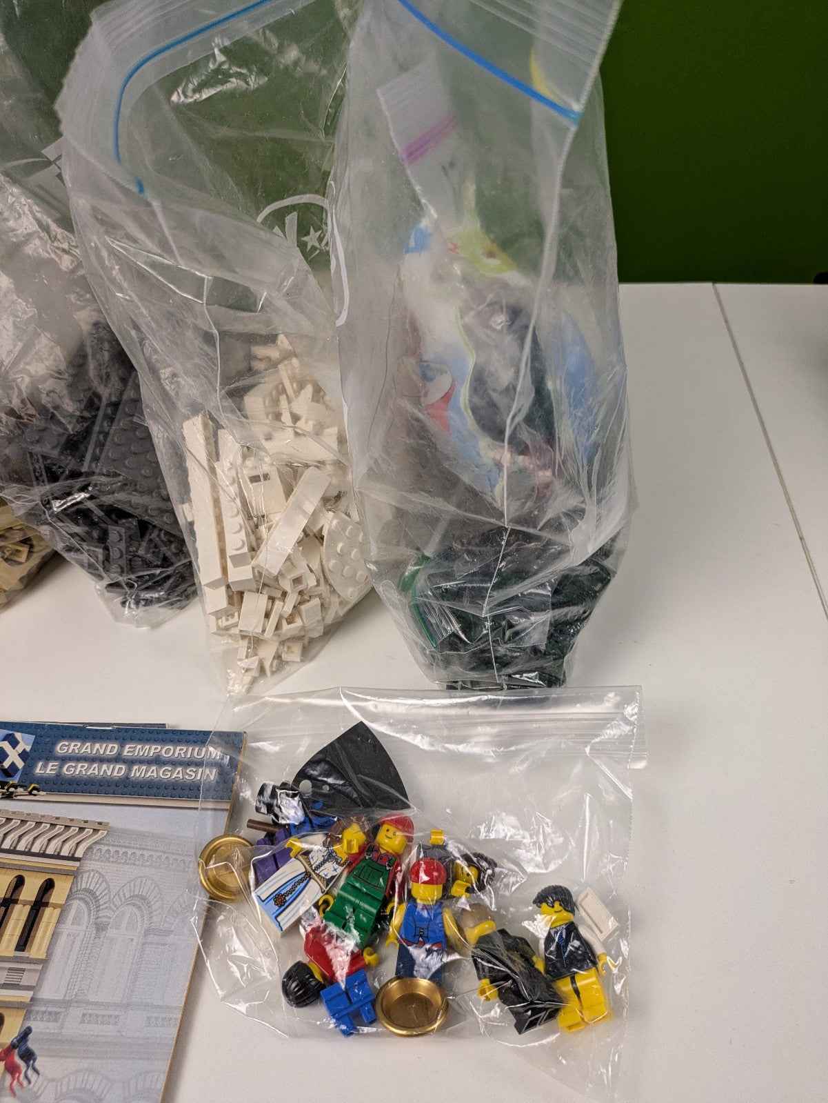 Lego Creator: Modular Buildings Collection: Grand Emporium Set 10211
