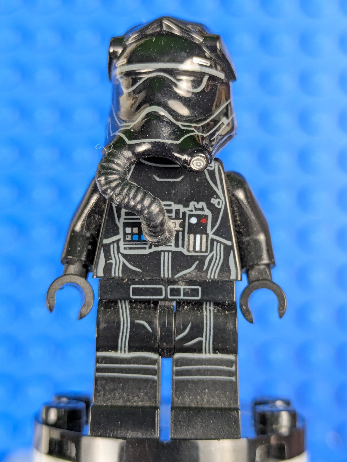 Lego Star Wars: First Order TIE Pilot - Two White Lines sw0672 Set 75101