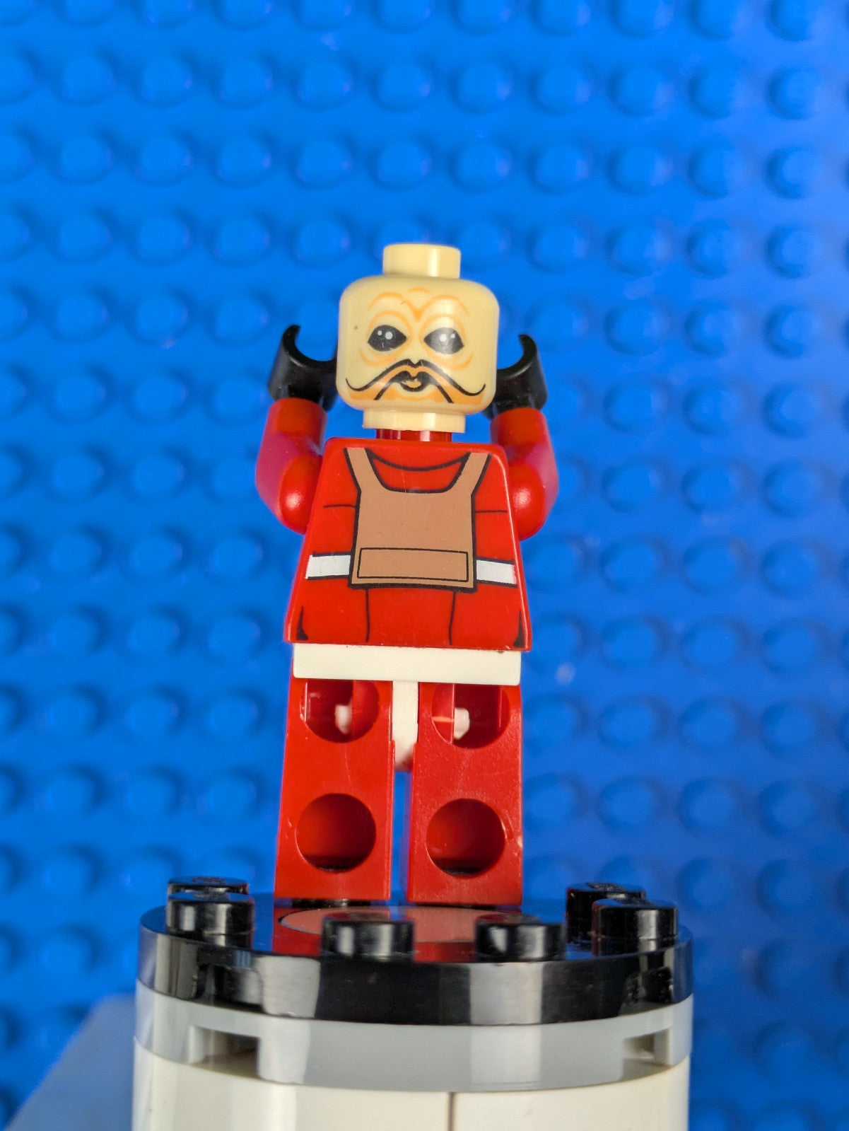 Lego Star Wars: Episode 4-6: Ten Numb (Red Jumpsuit) sw0556 Set 75050