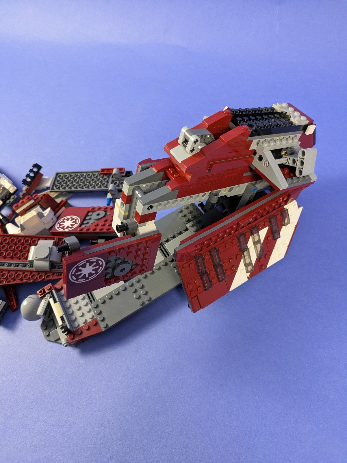 LEGO Star Wars Coruscant Guard Gunship 75354 Incomplete Set Pre-Owned