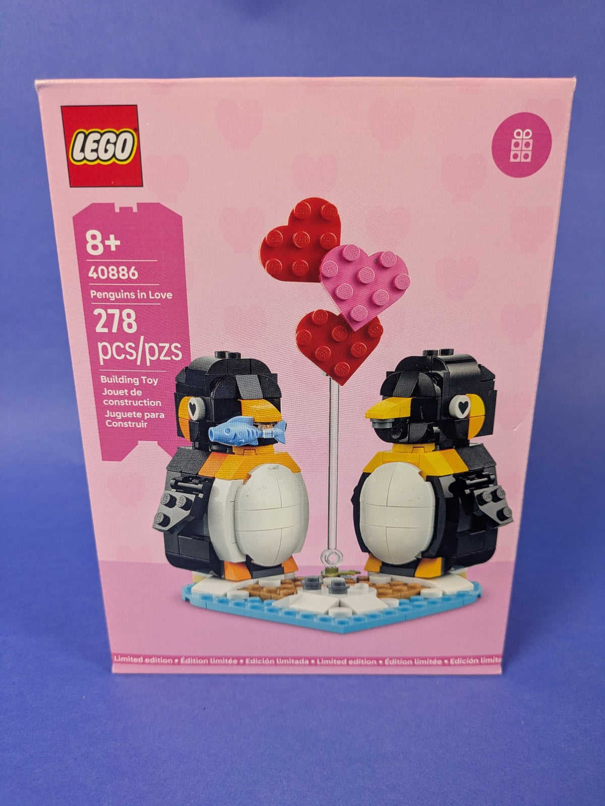 Lego Holiday & Event: Valentine's Day: Penguins in Love Set 40886 BRAND NEW