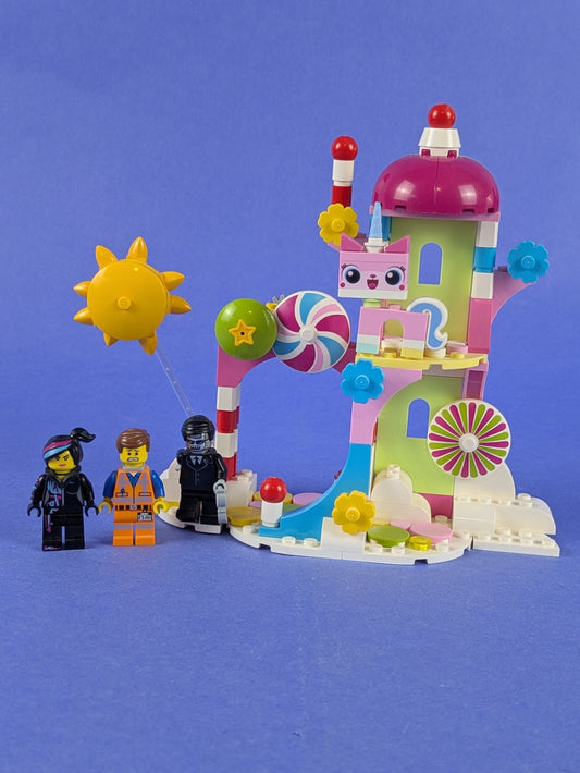 LEGO The LEGO Movie Cloud Cuckoo Palace 70803 Incomplete Set Pre-Owned