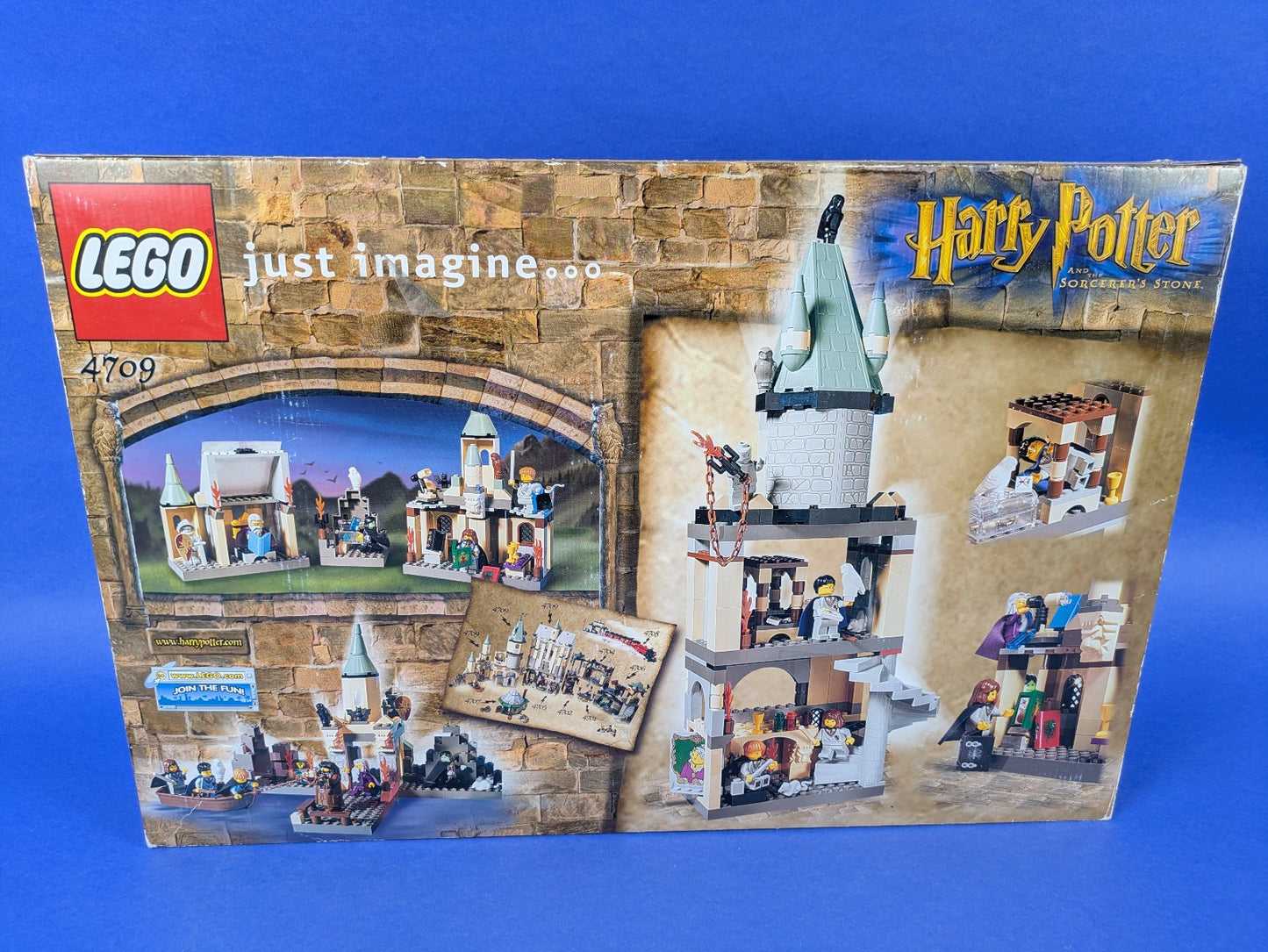 Lego Harry Potter: Hogwarts Castle - 1st edition 4709 Complete Set