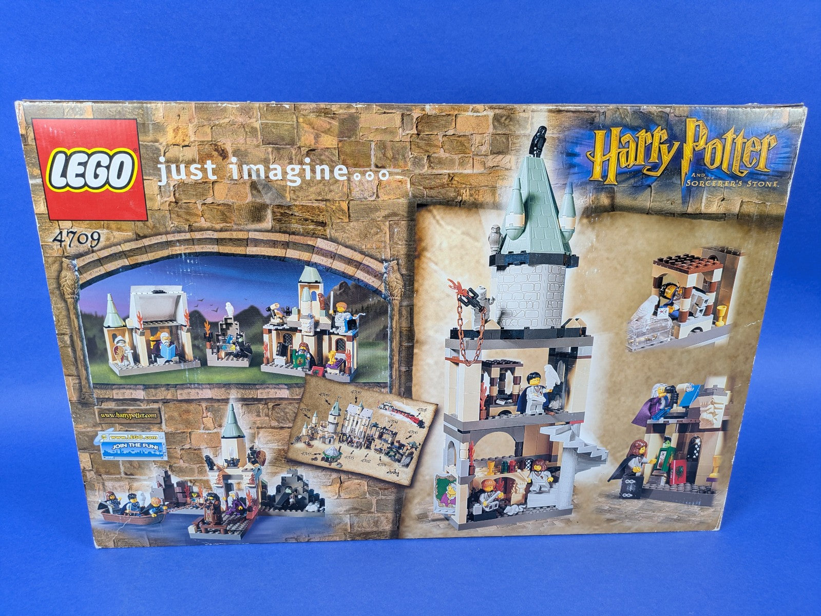 Lego Harry Potter: Hogwarts Castle - 1st edition 4709 Complete Set
